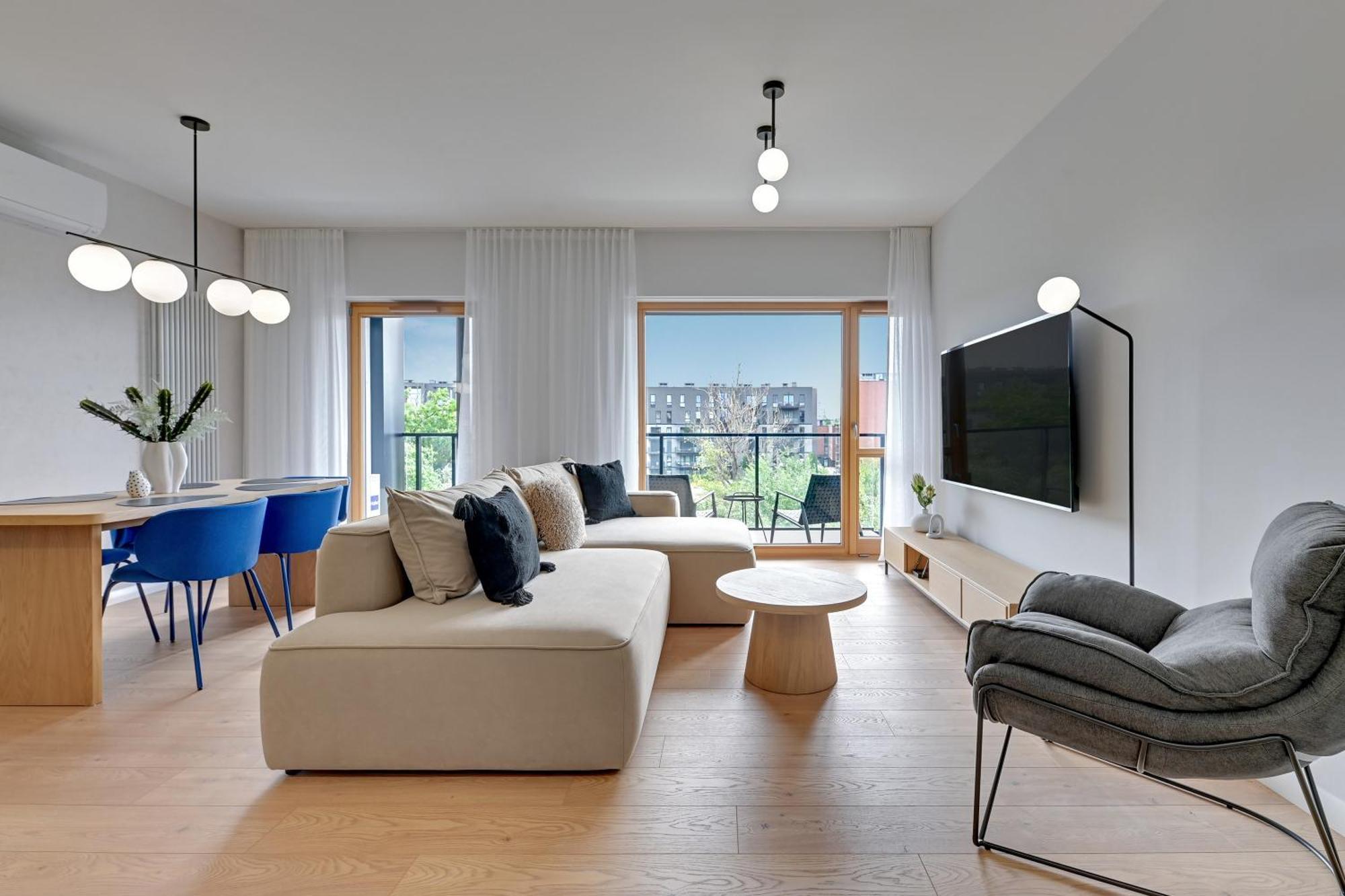 Apartament typu Deluxe z 2 sypialniami i balkonem